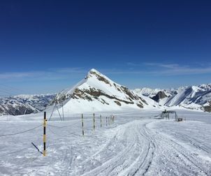 ski piste glacier3000
